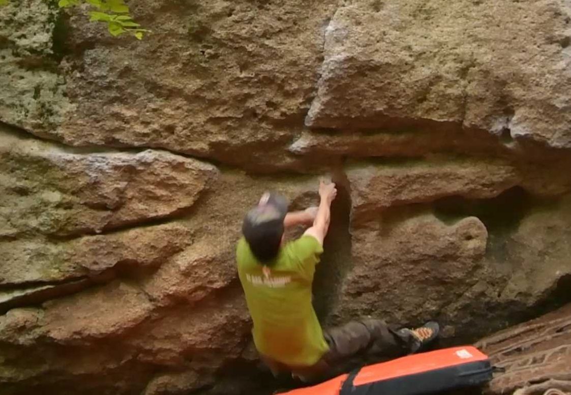 ボルダリングにおけるＳＤ（シットダウン）スタートについて ～お尻をつく？つかなくていい！？～ | ボルダリング上級者への道